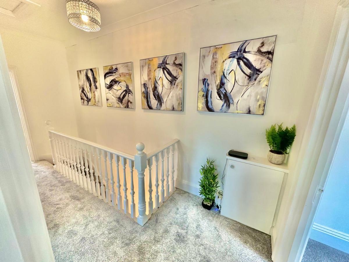 Chic Apartment In Central Bournemouth With Parking المظهر الخارجي الصورة